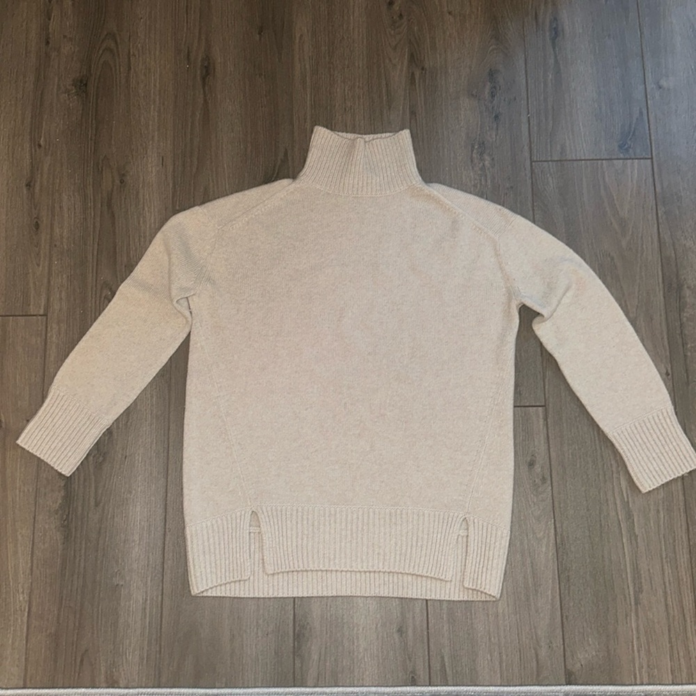 Vince 100% Cashmere Long Sleeve Turtleneck Size XXS Ivory